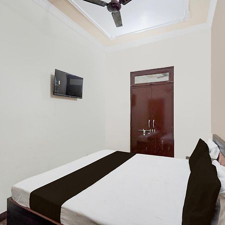 Oyo Hotel Maharaja Palace 密拉特 外观 照片